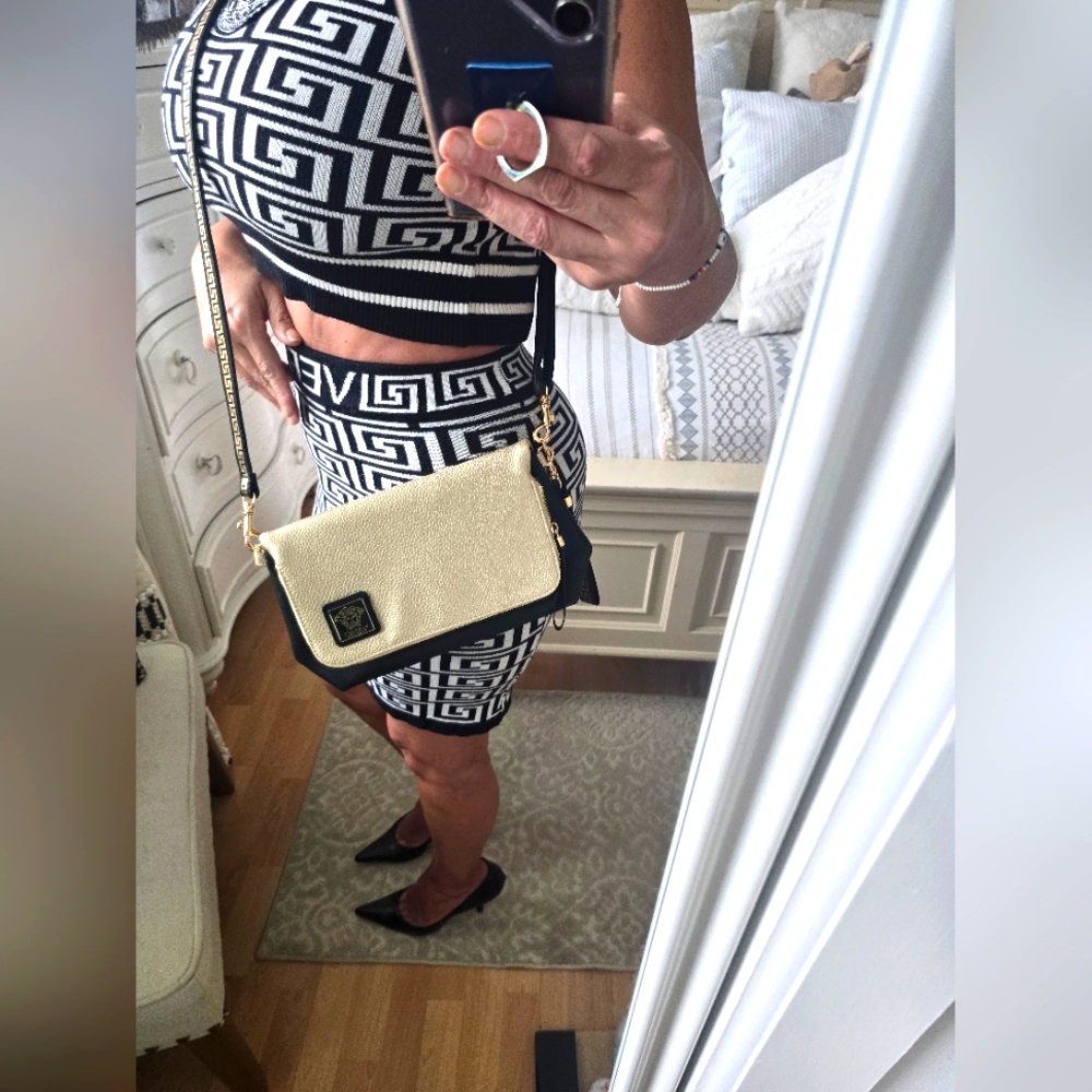 Versace Parfums Elegant Cream and Black Shoulder Bag
